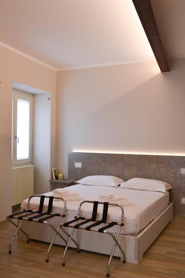 Garda Lake Maison D'Isabella Lonato Exterior photo